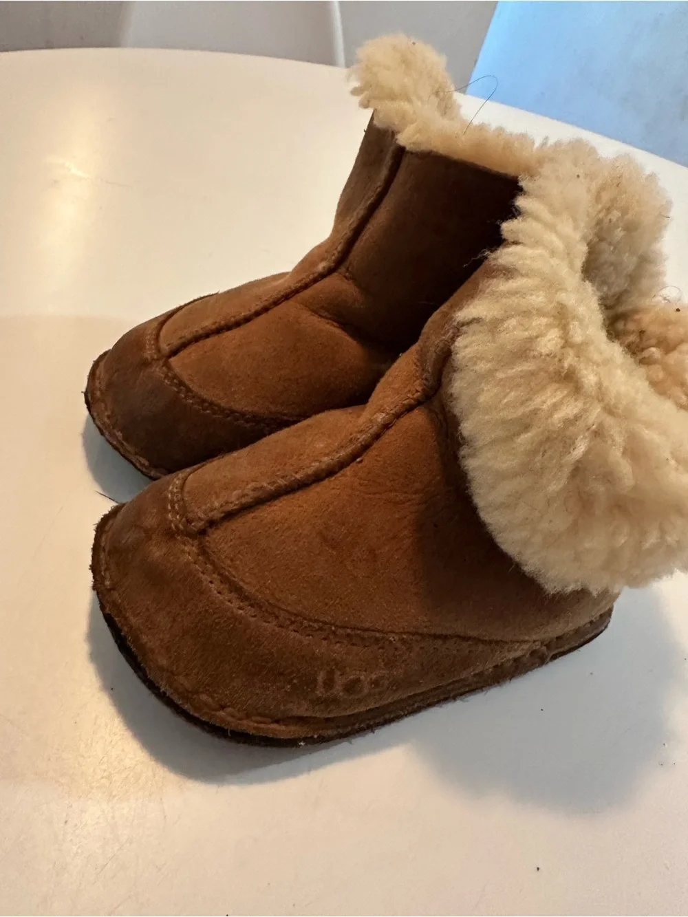 UGG Kids Suede Boot in Chestnut